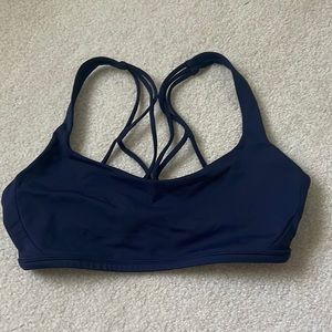 Lululemon navy blue sports bra size 6